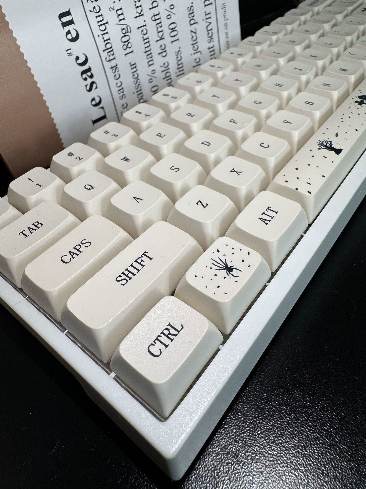Halloween White Keycaps – photo 1